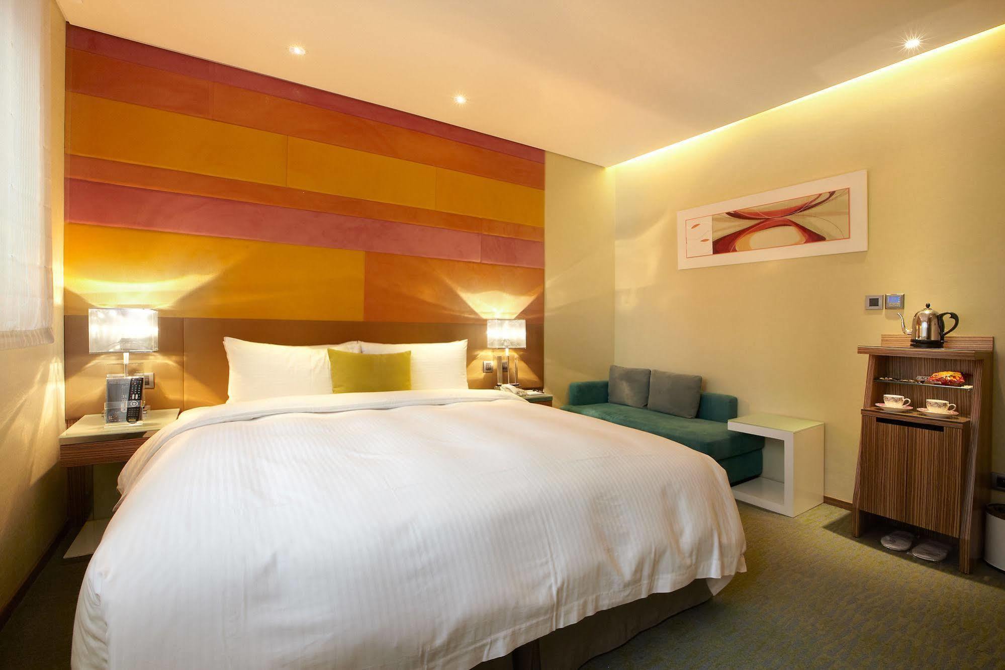 Beauty Hotels - Beautique Hotel Тайпей Екстериор снимка